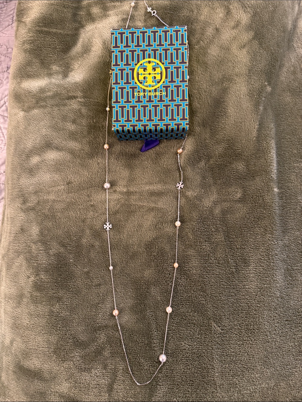 Tory Burch Mixed Metal Station Necklace — Silver & Rose Gold Pearls